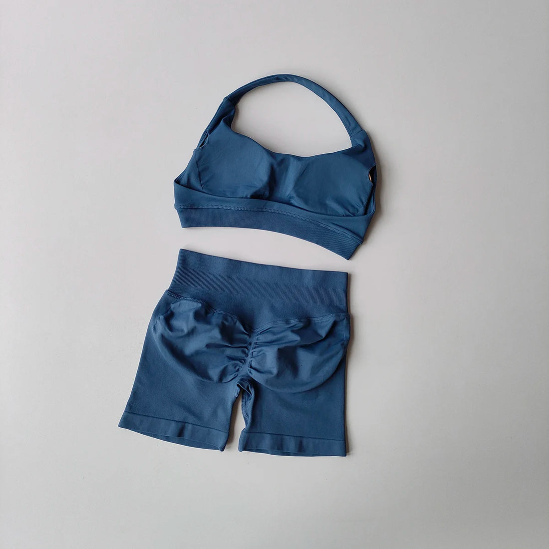 2-Piece Women’s Seamless Yoga & Gym Set