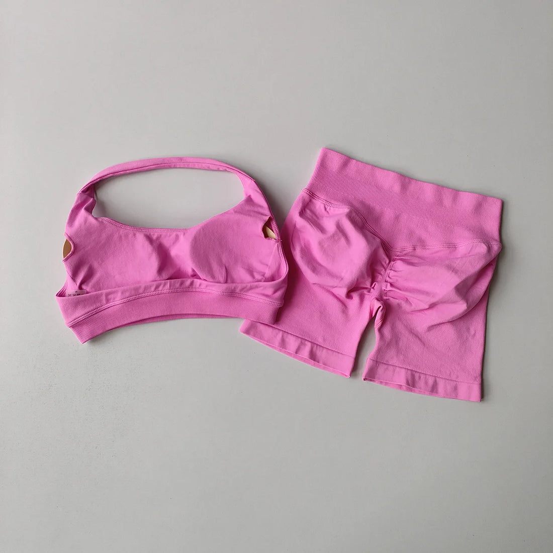 2-Piece Women’s Seamless Yoga & Gym Set